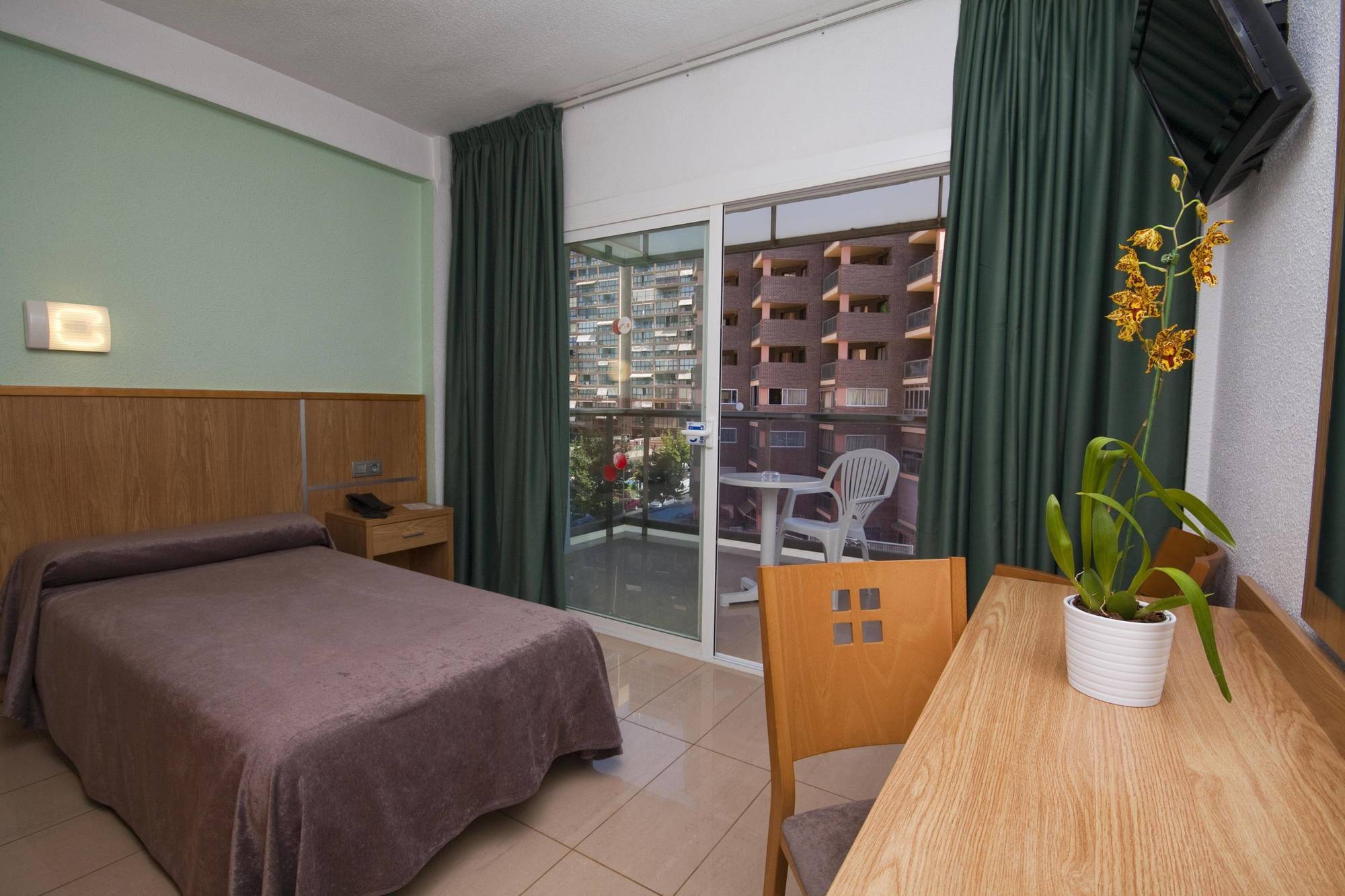 Hotel Perla Benidorm Zewnętrze zdjęcie